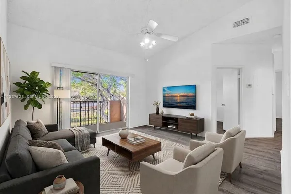 a view of a field with an empty space