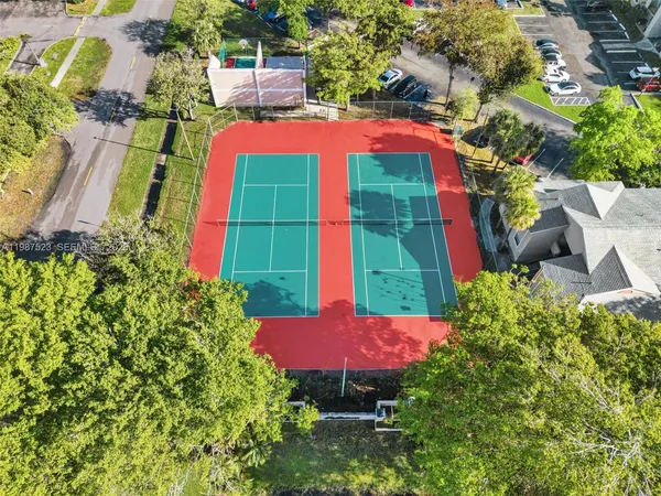 $2,495 | 1701 Northwest 96th Terrace, Unit 1C, Pembroke Pines, FL 33024