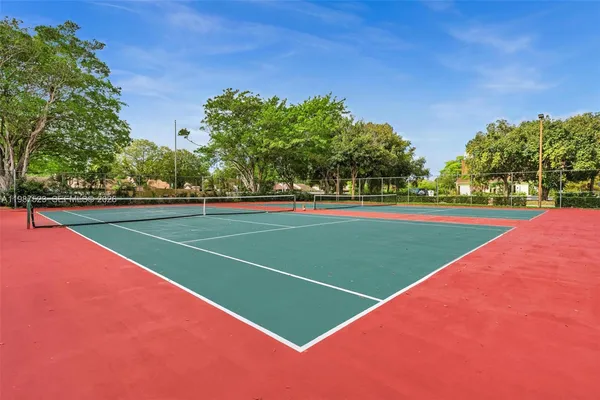$2,495 | 1701 Northwest 96th Terrace, Unit 1C, Pembroke Pines, FL 33024