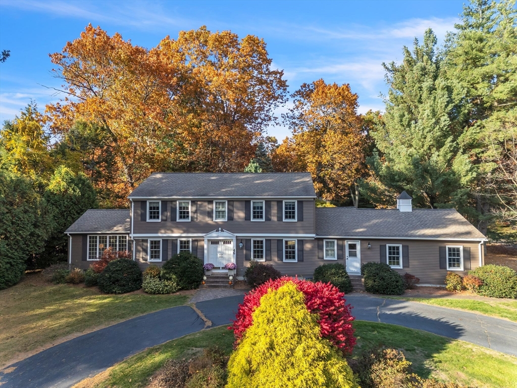 46 Northfield Road Longmeadow, MA 01106 - Photo 1 of 40 Gallery Image 1