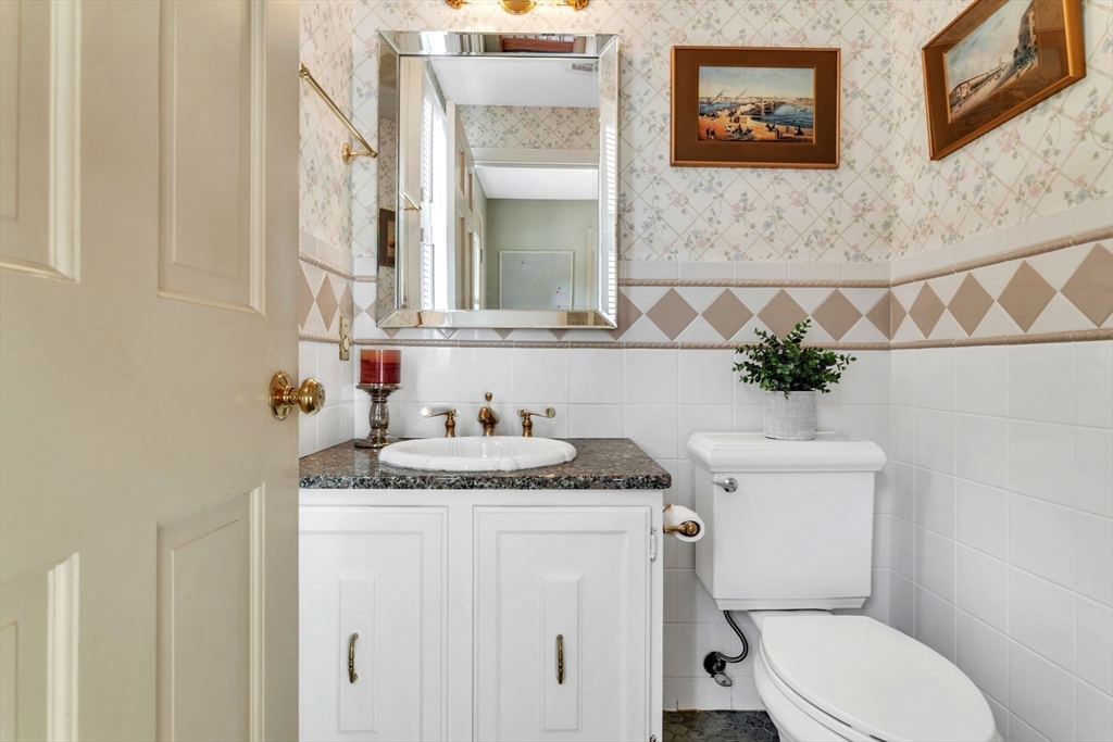 46 Northfield Road Longmeadow, MA 01106 - Photo 11 of 40 Gallery Image 11