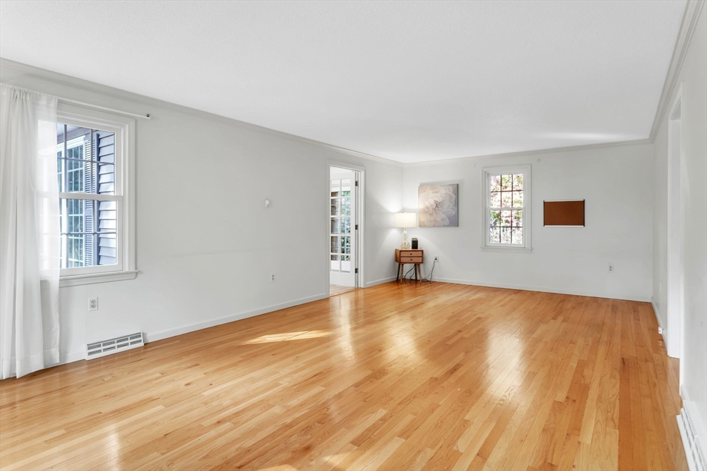 46 Northfield Road Longmeadow, MA 01106 - Photo 17 of 40 Gallery Image 17