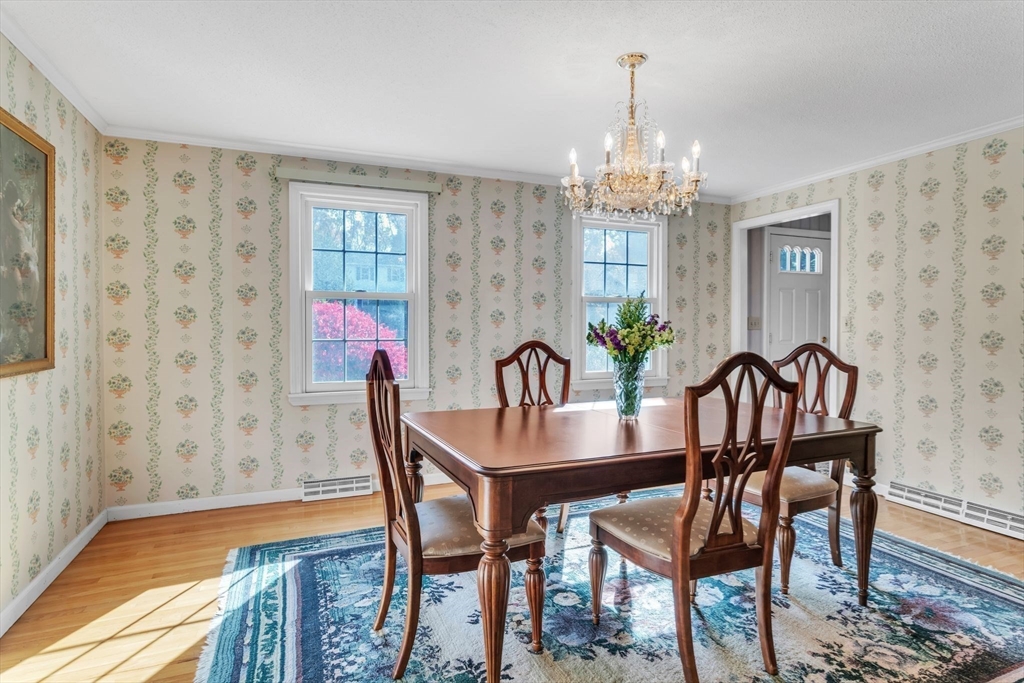 46 Northfield Road Longmeadow, MA 01106 - Photo 3 of 40 Gallery Image 3