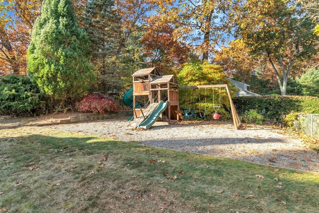 46 Northfield Road Longmeadow, MA 01106 - Photo 36 of 40 Gallery Image 36