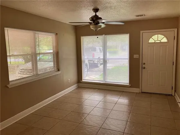 $1,350 | 839 Oak Street, Slidell, LA 70458