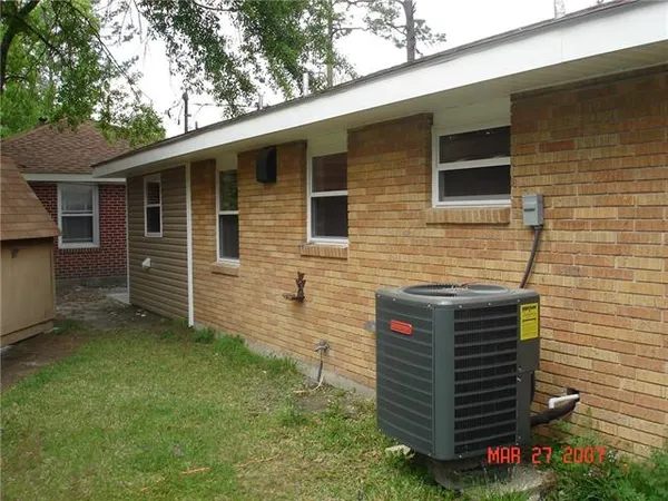 $1,350 | 839 Oak Street, Slidell, LA 70458