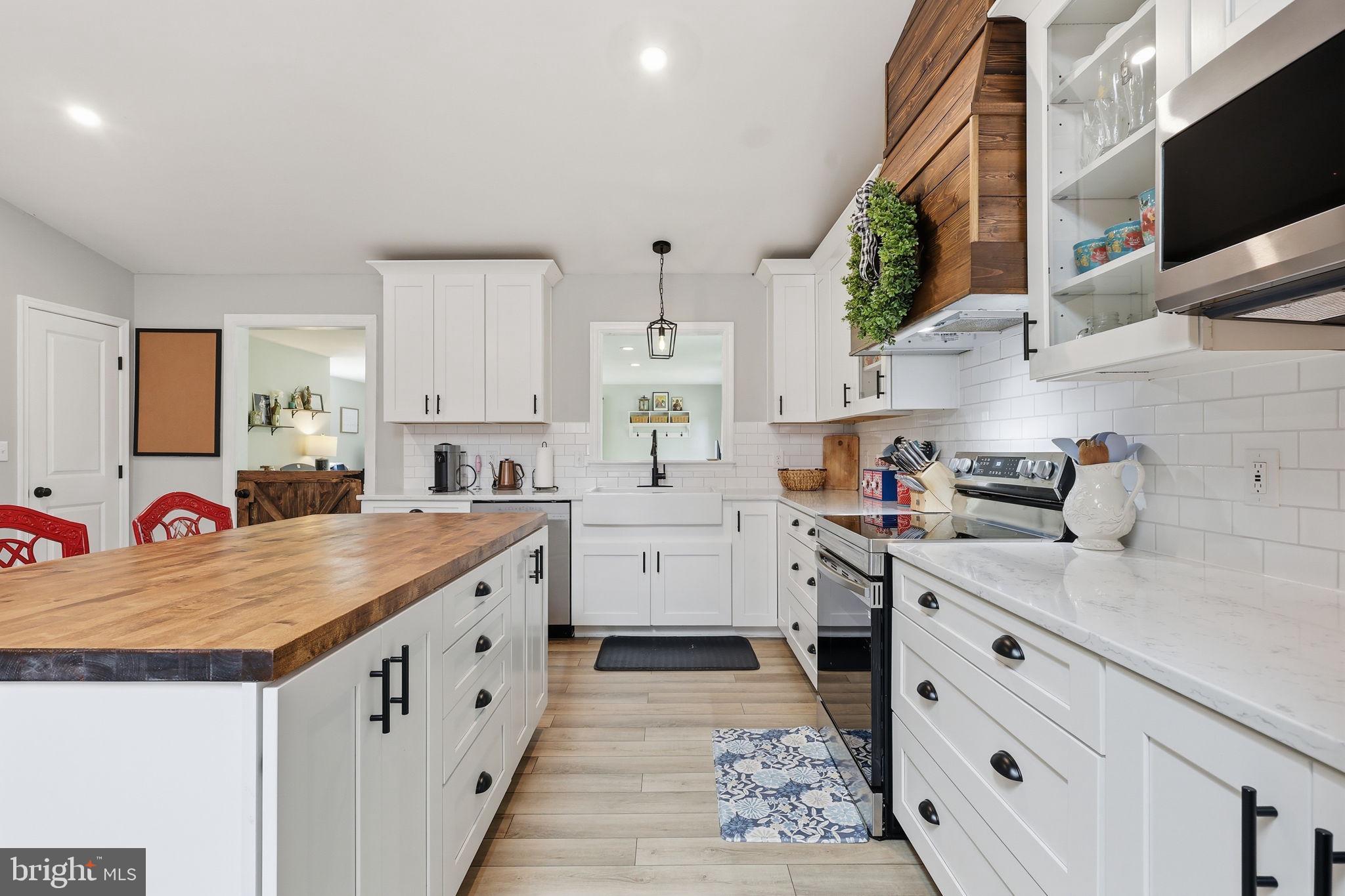 18583 Springs Road Jeffersonton, VA 22724 - Photo 13 of 43