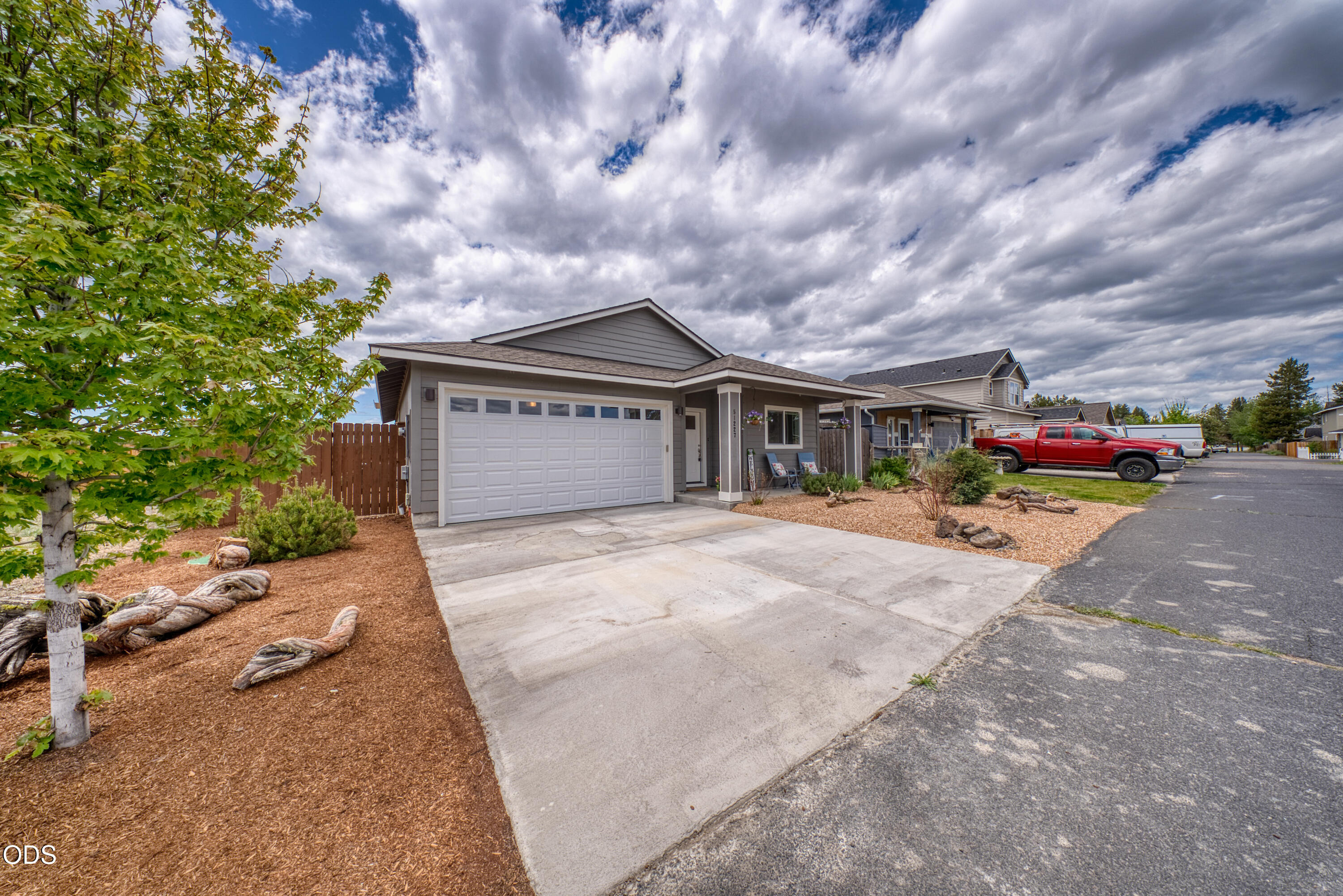 51227 Riley Lane La Pine, OR 97739 - Photo 4 of 53
