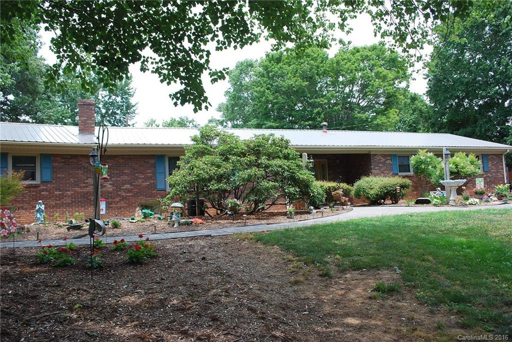 124 Warren Wilson Road Swannanoa, NC 28778 - Photo 14 of 24 Gallery Image 14