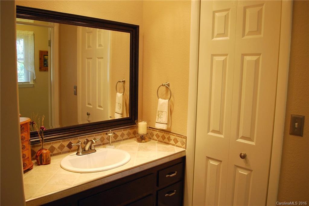 124 Warren Wilson Road Swannanoa, NC 28778 - Photo 21 of 24 Gallery Image 21