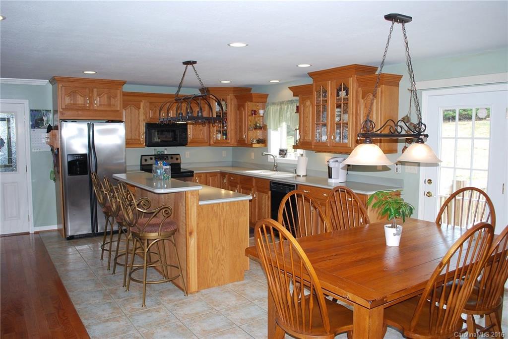 124 Warren Wilson Road Swannanoa, NC 28778 - Photo 6 of 24 Gallery Image 6