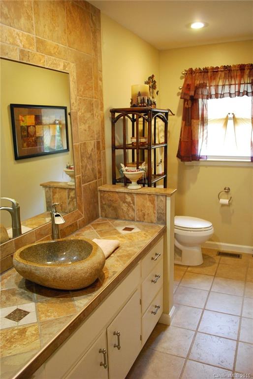 124 Warren Wilson Road Swannanoa, NC 28778 - Photo 8 of 24 Gallery Image 8