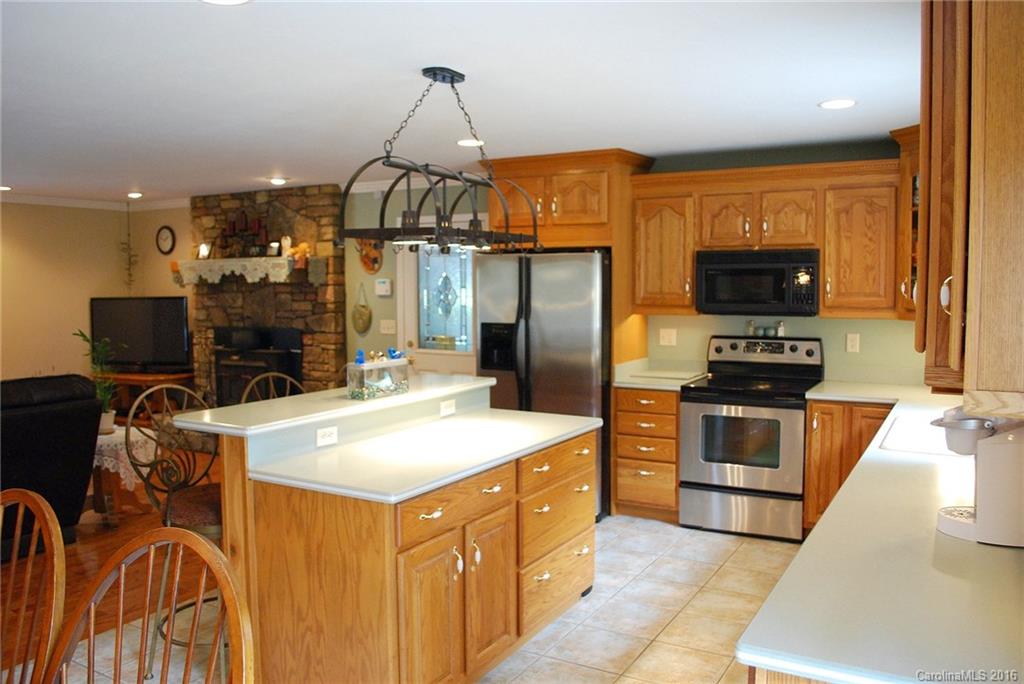 124 Warren Wilson Road Swannanoa, NC 28778 - Photo 9 of 24 Gallery Image 9