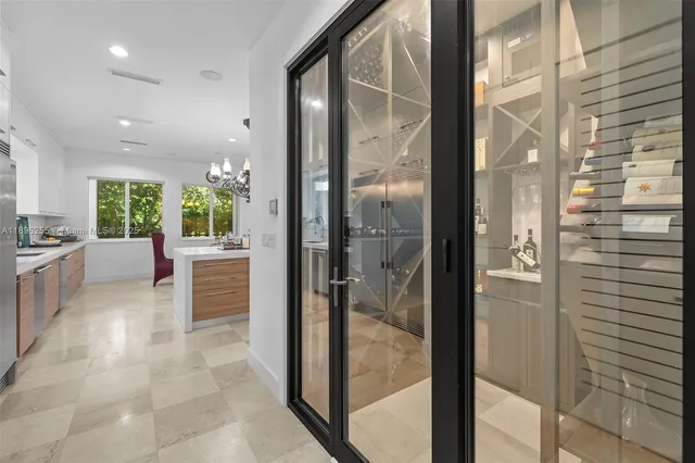 $6,900,000 | 8923 Ludlam Road, Pinecrest, FL 33156