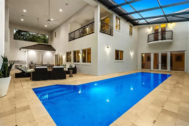 $6,900,000 | 8923 Ludlam Road, Pinecrest, FL 33156