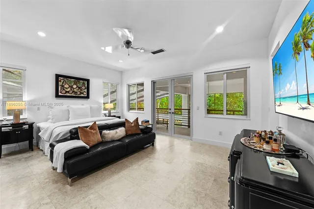 $6,900,000 | 8923 Ludlam Road, Pinecrest, FL 33156