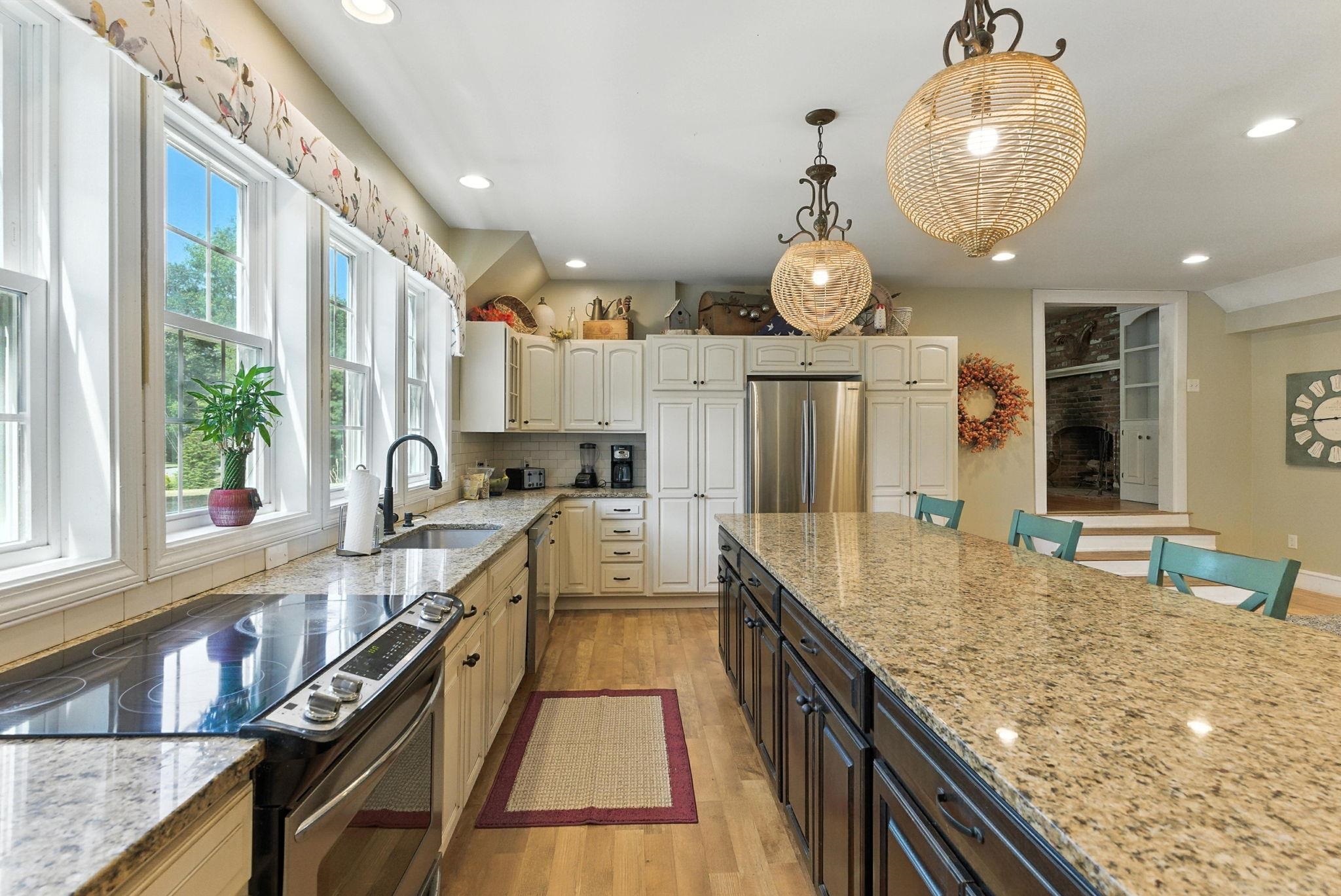 207 Oak Ridge Road Plaistow, NH 03865 - Photo 11 of 58 Gallery Image 11