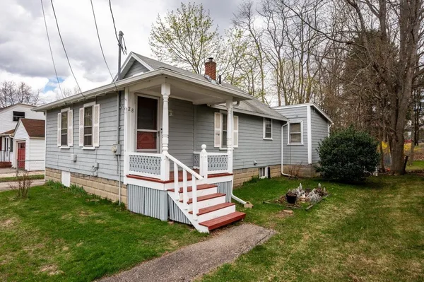 $325,000 | 28 Whittier Street, Dover, NH 03820