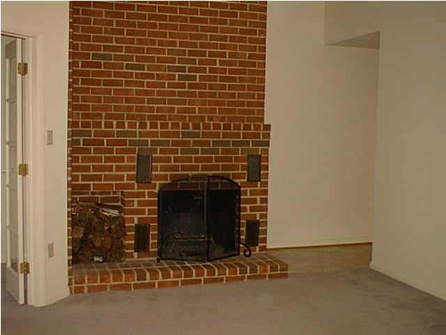 132 Turtle Creek Road, Unit 10 Charlottesville, VA 22901 - Photo 4 of 8 Gallery Image 4