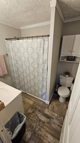 $209,900 | 18485 Hogan Hill Road, Aurora, IN 47001