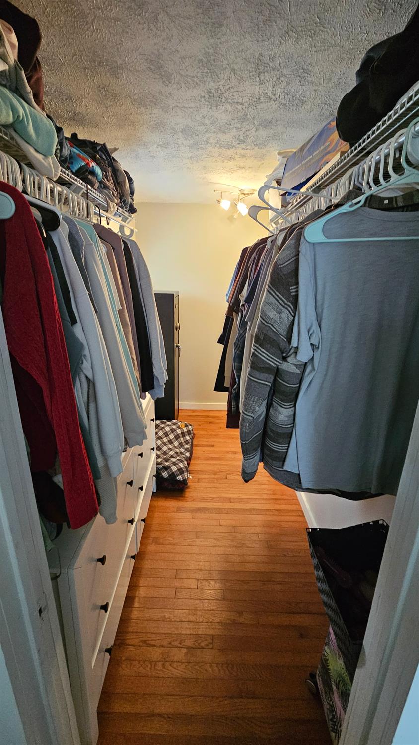 18485 Hogan Hill Road Aurora, IN 47001 - Photo 10 of 24