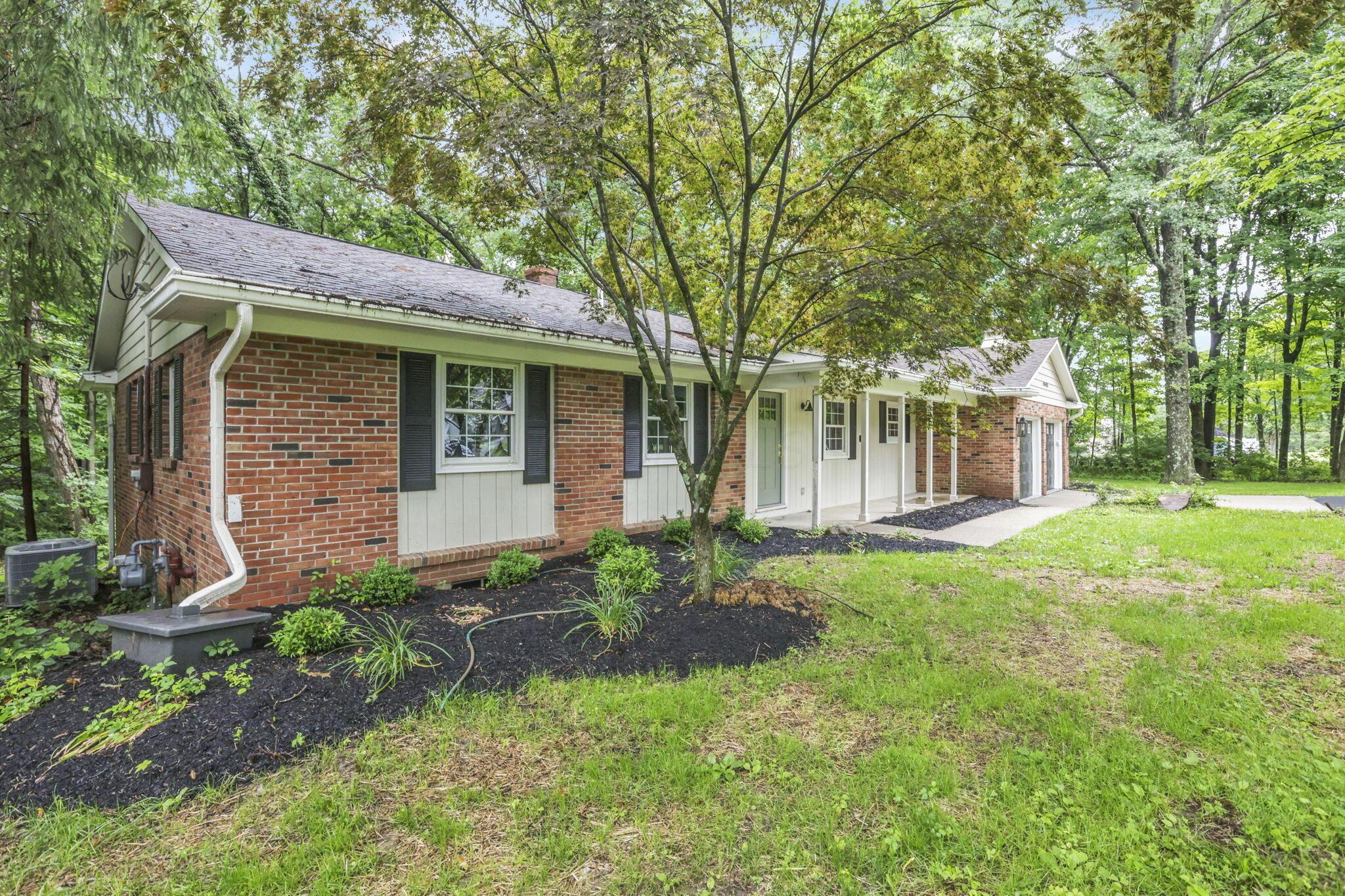 4445 Central College Road Westerville, OH 43081 - Photo 2 of 65 3-web-or-mls-4E7A9583