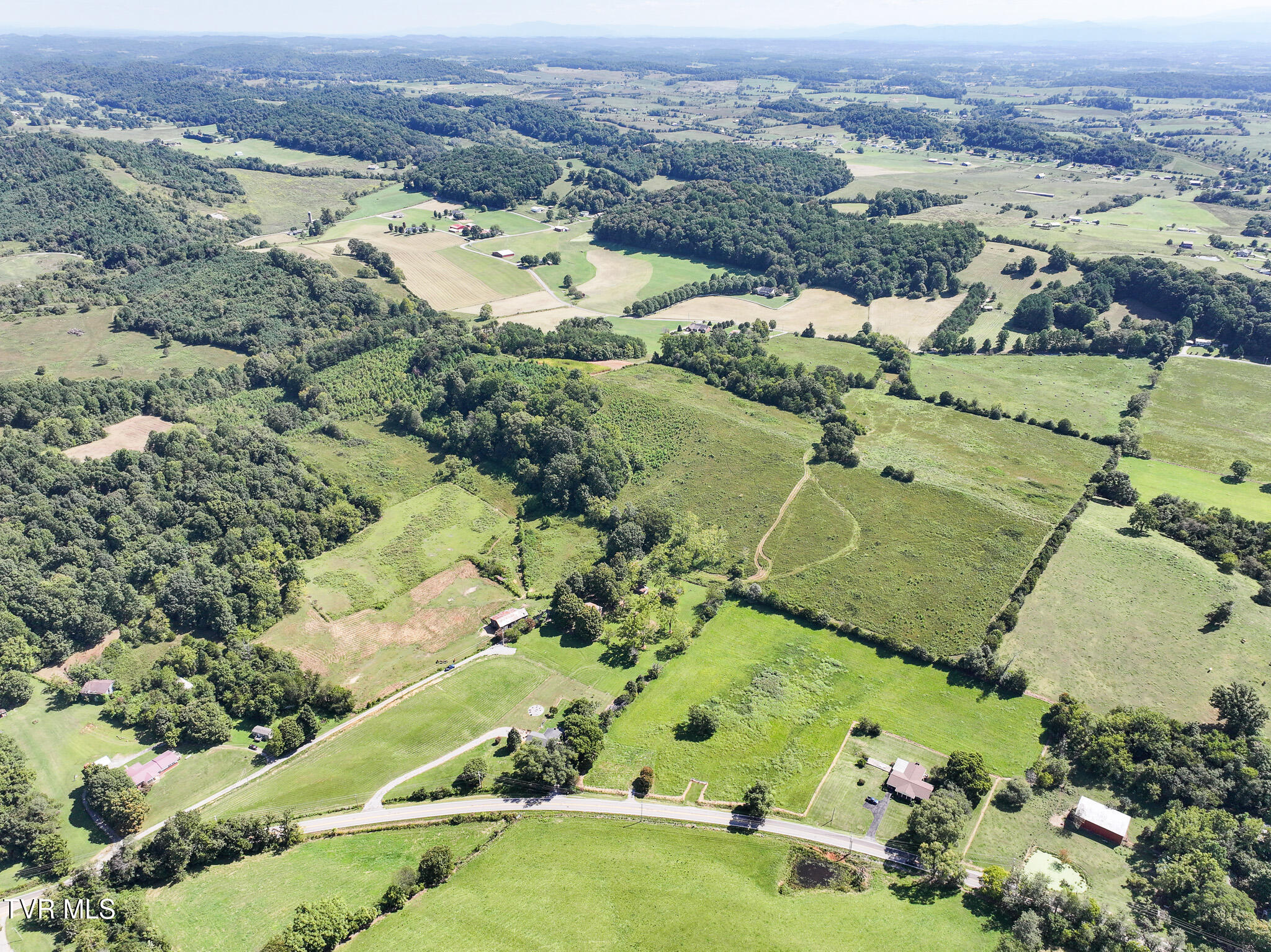 32-ac Blake Lane Chuckey, TN 37641 - Photo 9 of 12 DJI_20250910081820_0007_D