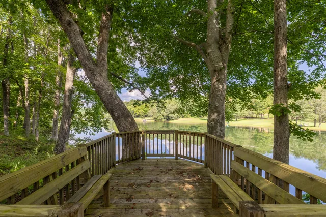 $1,750,000 | 74 Pine Lake Road, Summertown, TN 38483