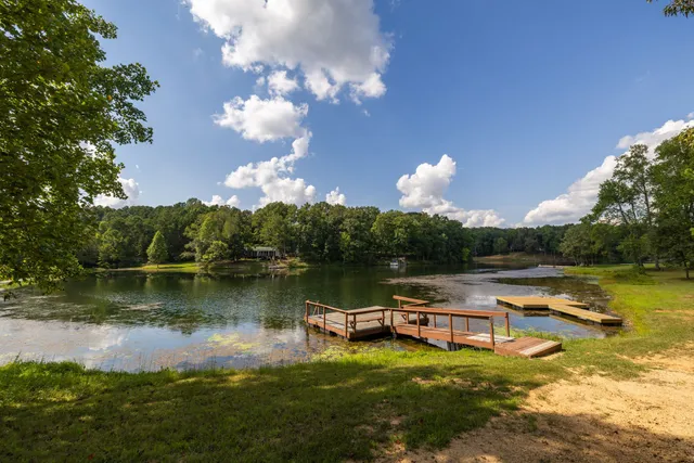 $1,750,000 | 74 Pine Lake Road, Summertown, TN 38483