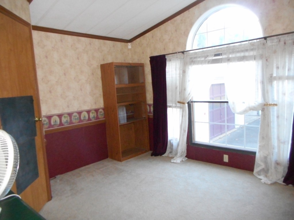 403 Tully Road Orange, MA 01364 - Photo 11 of 18 Gallery Image 11