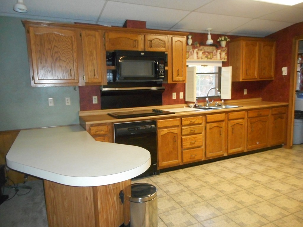 403 Tully Road Orange, MA 01364 - Photo 5 of 18 Gallery Image 5