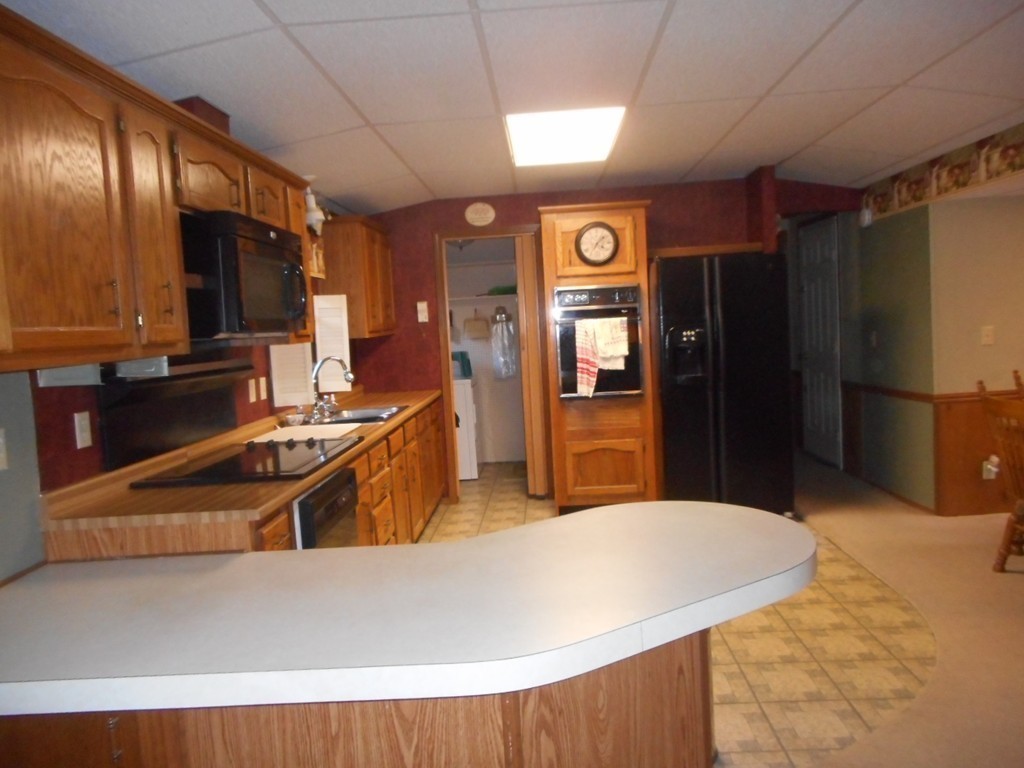 403 Tully Road Orange, MA 01364 - Photo 6 of 18 Gallery Image 6