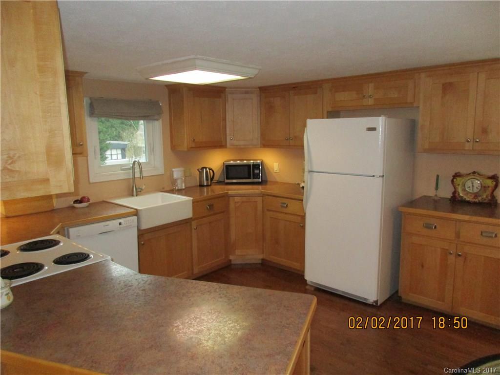 1051 Upward Road Flat Rock, NC 28731 - Photo 15 of 23 Gallery Image 15