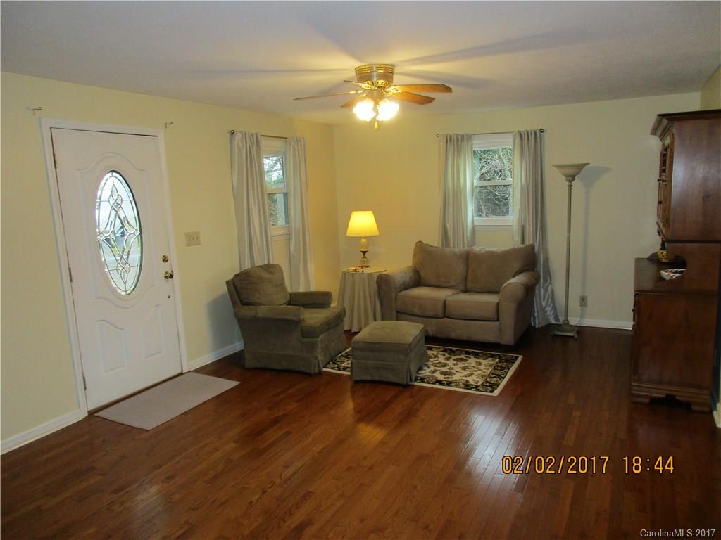 1051 Upward Road Flat Rock, NC 28731 - Photo 9 of 23 Gallery Image 9