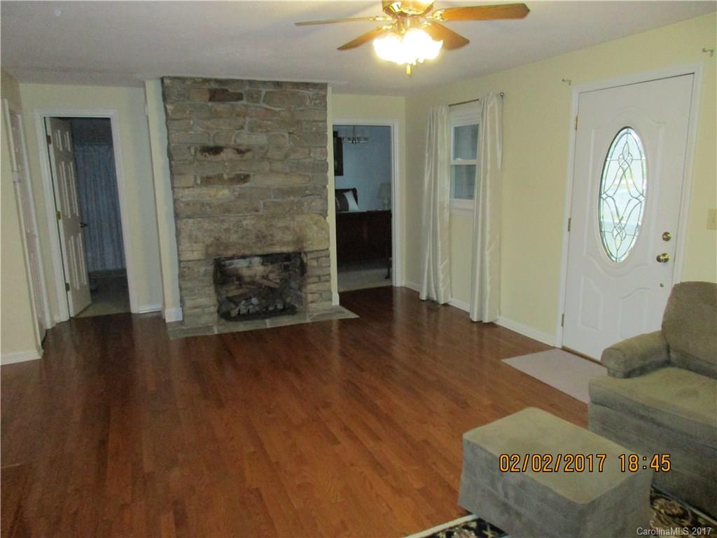 1051 Upward Road Flat Rock, NC 28731 - Photo 10 of 23 Gallery Image 10