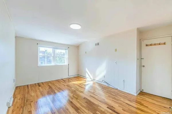 $2,998,000 | 156-07 Sanford Avenue | Murray Hill - Flushing