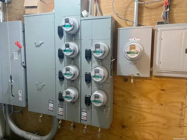 $2,998,000 | 156-07 Sanford Avenue | Murray Hill - Flushing