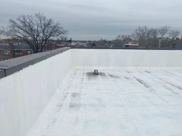 $2,998,000 | 156-07 Sanford Avenue | Murray Hill - Flushing