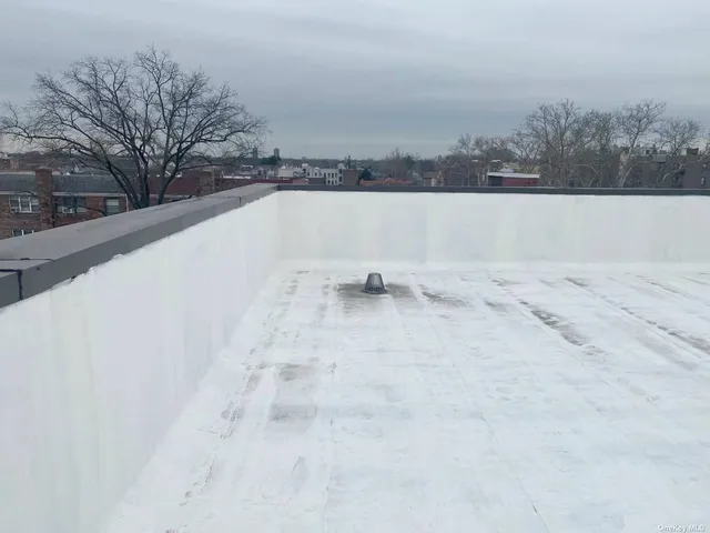 $2,998,000 | 156-07 Sanford Avenue | Murray Hill - Flushing