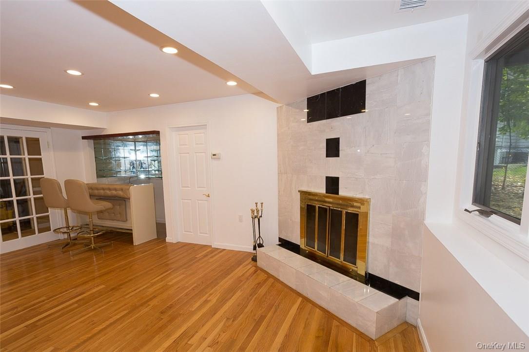 49 Soulice Place New Rochelle, NY 10804 - Photo 18 of 29