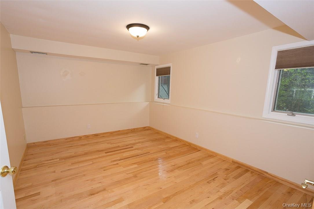 49 Soulice Place New Rochelle, NY 10804 - Photo 22 of 29