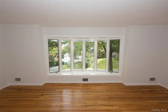 $8,000 | 49 Soulice Place, New Rochelle, NY 10804