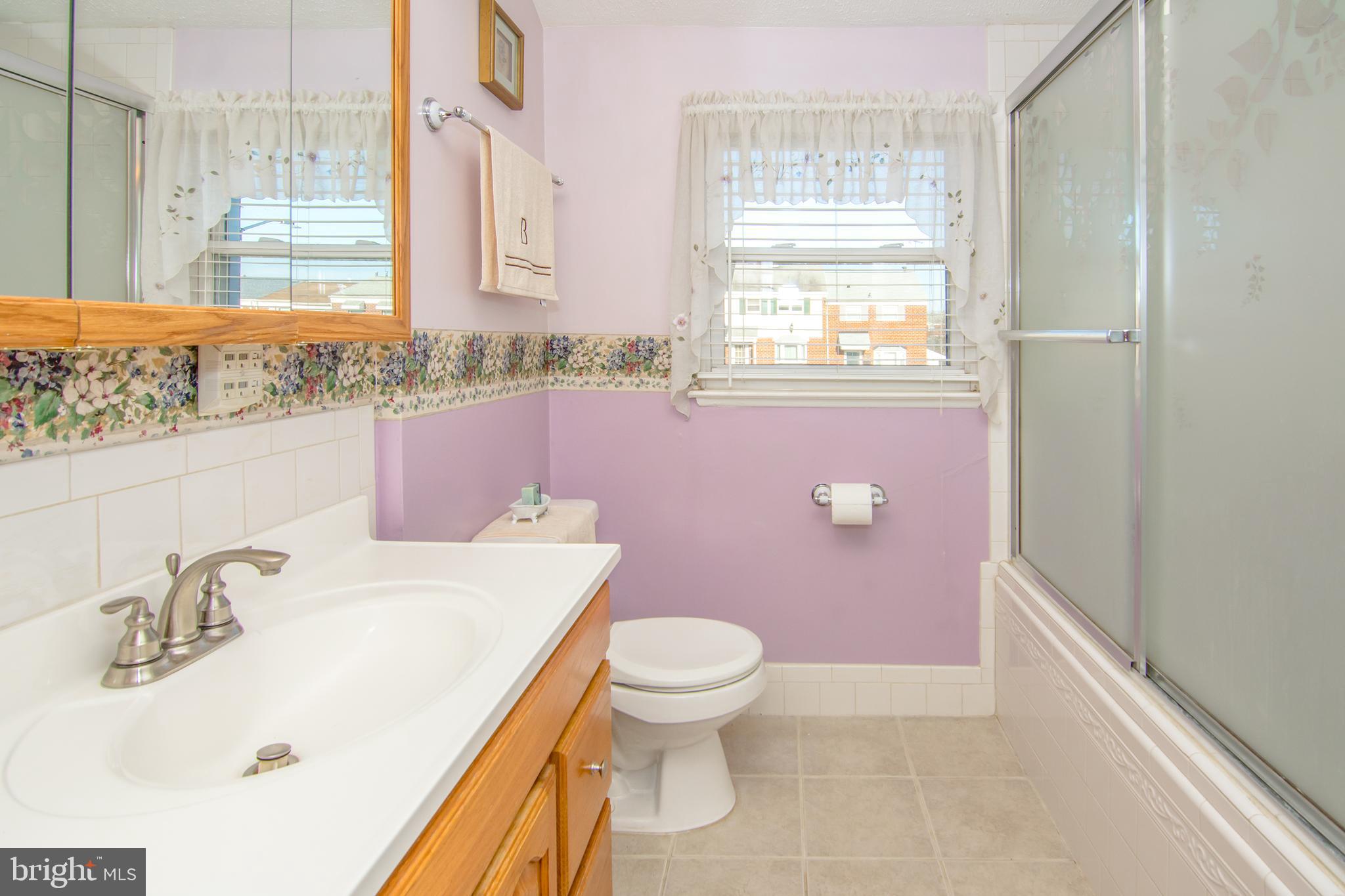 7633 Charlesmont Road Baltimore, MD 21222 - Photo 14 of 28 Full Bath on Upper Level