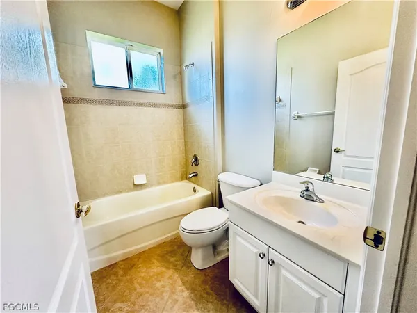 $2,950 | 12469 Pebble Stone Court, Fort Myers, FL 33913