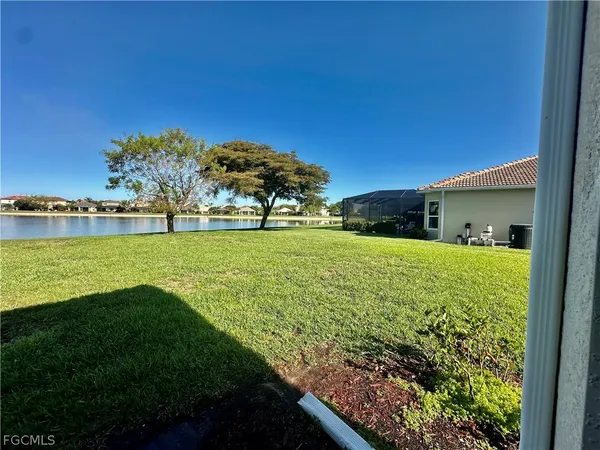 $2,950 | 12469 Pebble Stone Court, Fort Myers, FL 33913