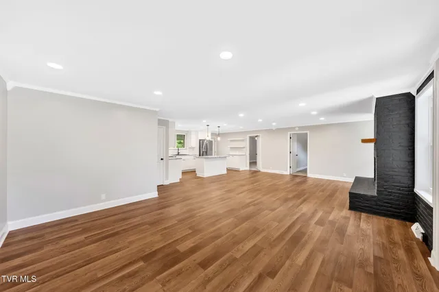 $430,000 | 412 Bays Cove Trail, Kingsport, TN 37660