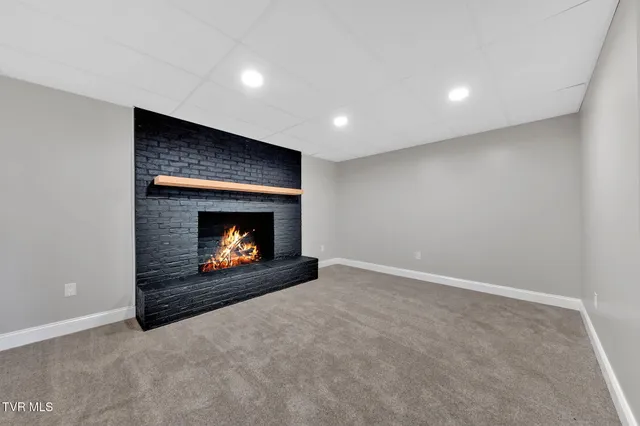 $430,000 | 412 Bays Cove Trail, Kingsport, TN 37660