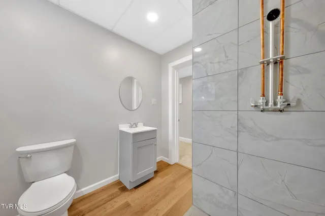 $430,000 | 412 Bays Cove Trail, Kingsport, TN 37660