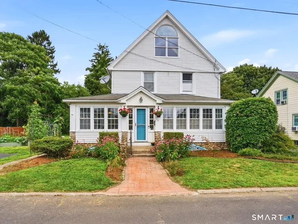 $375,000 | 13 Snowden Street, Waterford, CT 06385