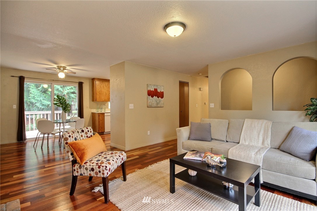 1702 171st Place Southeast Bothell, WA 98012 - Photo 6 of 24